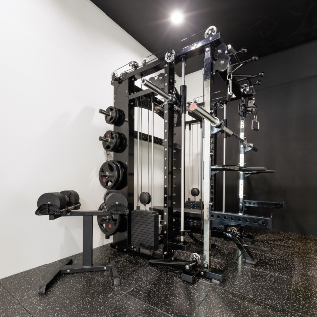 パーソナルトレーニングジムREAL WORKOUT 西新・唐人町店